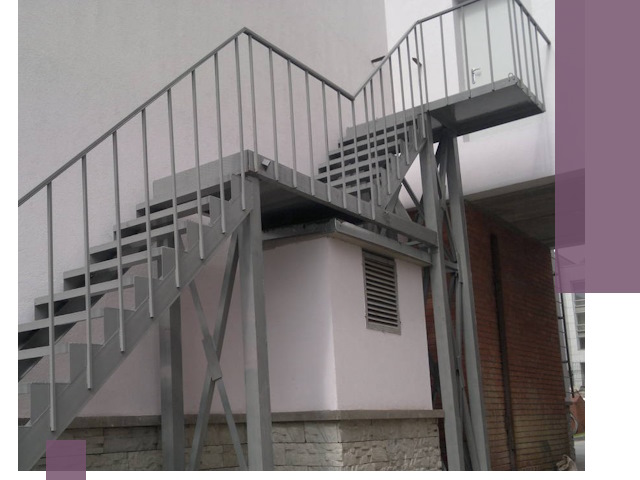 Монтаж пожарных лестниц под ключ в Тихвине с гарантией качества