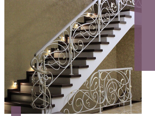 Кованые лестницы под ключ в Тихвине — изготовление и монтаж