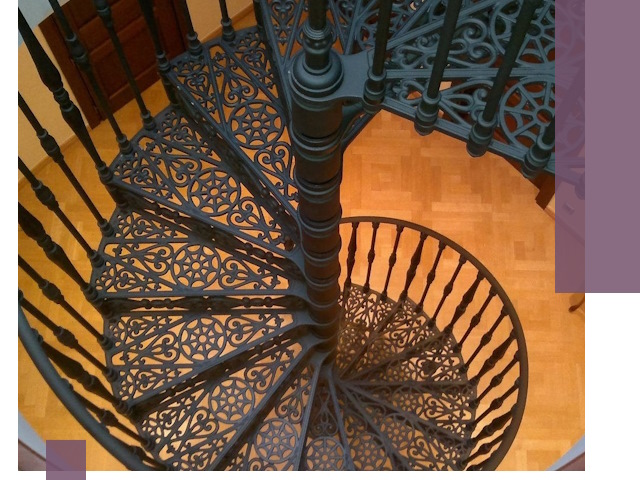 Винтовые лестницы под ключ в Тихвине: производство и монтаж