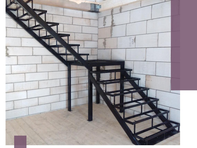 Лестницы на металлокаркасе под ключ в Тихвине — изготовление и монтаж