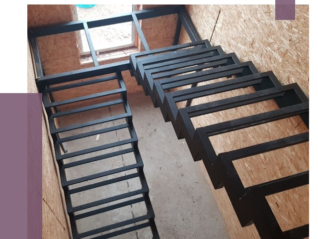 Демонтаж лестниц на металлокаркасе в Тихвине от 7868 руб. за м²