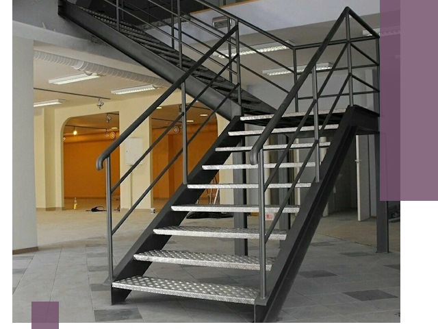 Лестницы для офиса в Тихвине: изготовление, монтаж, демонтаж