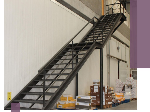 Лестницы для производства в Тихвине — изготовление и монтаж