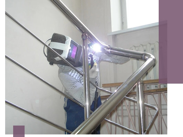 Монтаж перил и ограждений качественно в Тихвине