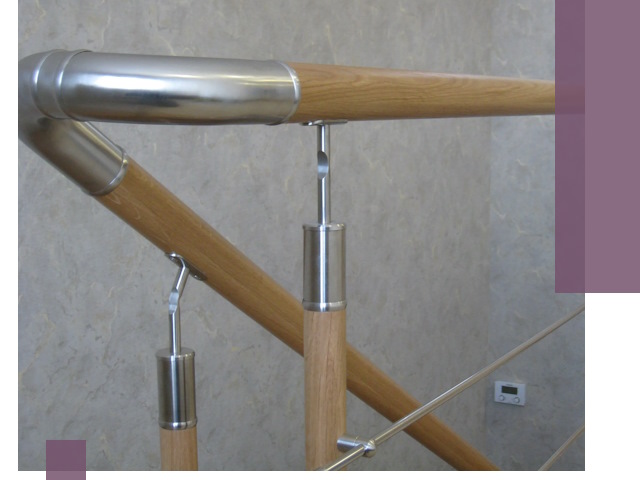 Комбинированные перила на заказ в Тихвине — монтаж и производство