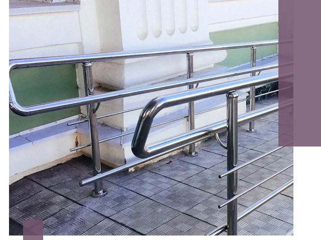 Ограждения пандусов из металла и нержавейки в Тихвине