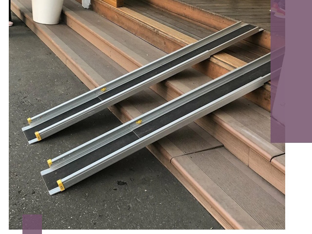 Телескопические пандусы под ключ в Тихвине — изготовление и монтаж