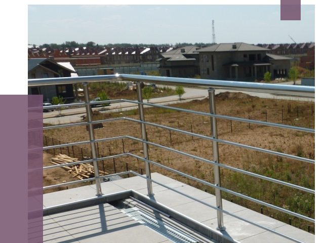 Парапеты из нержавеющей стали в Тихвине от 8524 руб. за м² | ПРОЛЁТ-Тхв