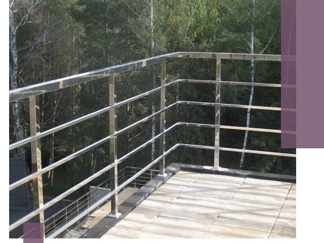 Парапеты из нержавеющей стали в Тихвине — изготовление и монтаж